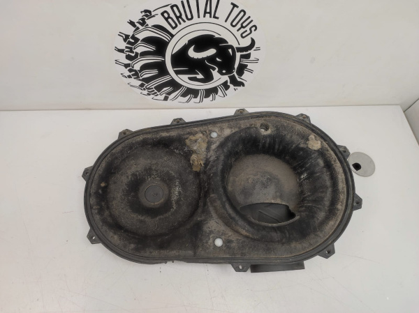 Крышка вариатора внеш Can-Am Maverick X3 бу